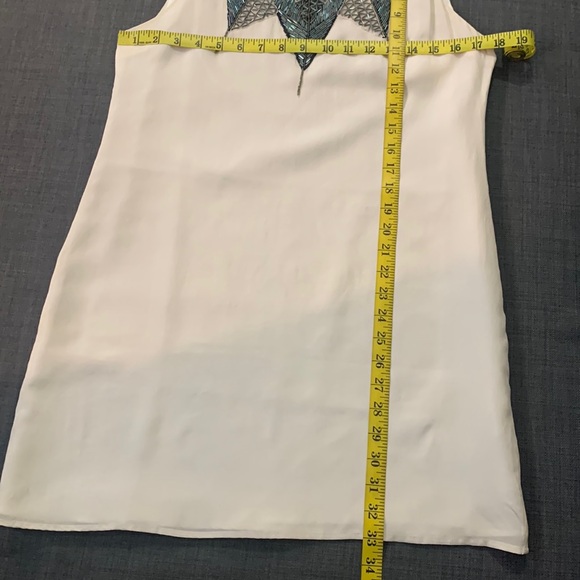 Gryphon NEW 100% Silk Cocktail Dress White Medium Beaded Neckline Flirty Party - Picture 12 of 12